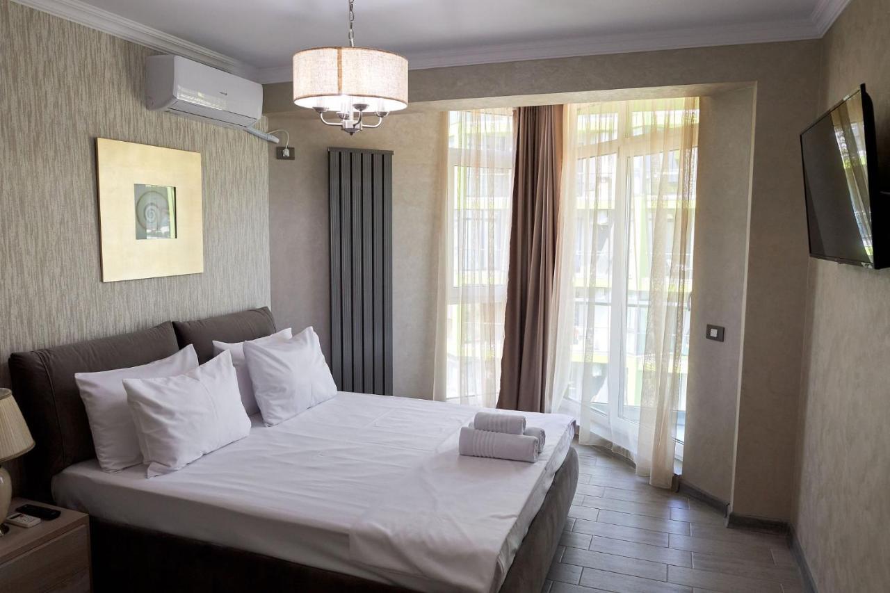 Berlin Luxury Apartment Spa N Pool Beach Resort Năvodari Buitenkant foto